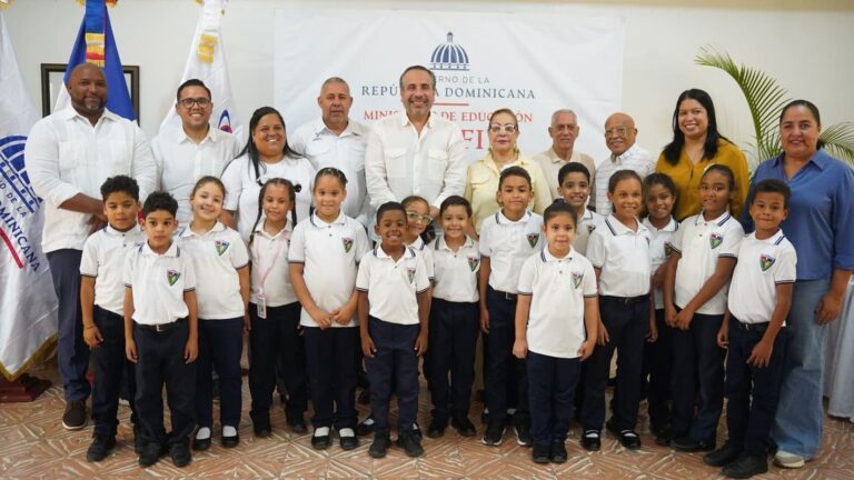 INEFI inaugura en Santiago aula de psicomotricidad número 12 en el país