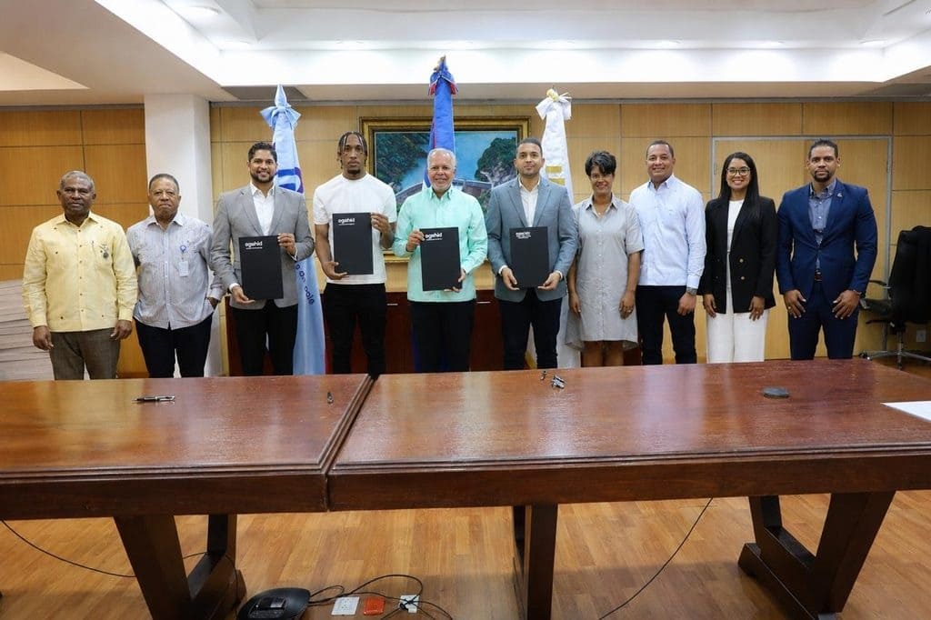 EGEHID fortalece apoyo al deporte con acuerdo que incorpora a Jassel Pérez como embajador EGEHID fortalece apoyo al deporte con acuerdo que incorpora a Jassel Pérez como embajador