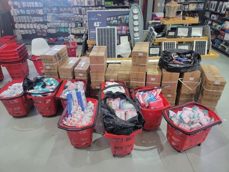 MICM y CECCOM continúan intervenciones en comercios chinos de Santiago
